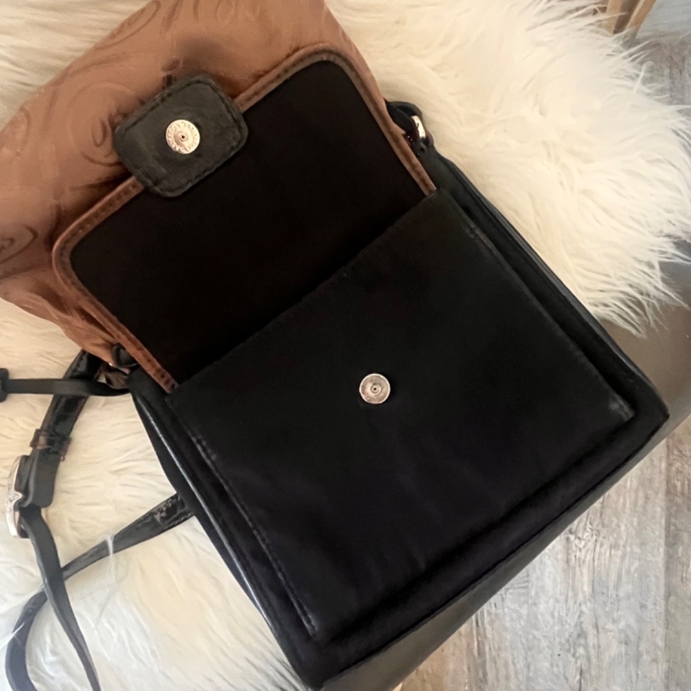 Brighton Black -  Croc Leather Flap Crossbody Bag - w/Dust Cover - Picture 7 of 15